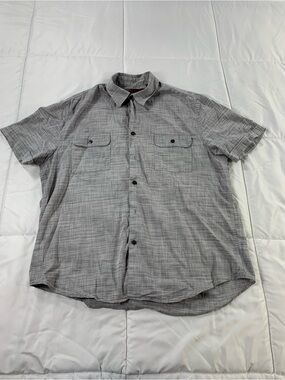 Pre loved PERRY ELLIS shirt mens size L